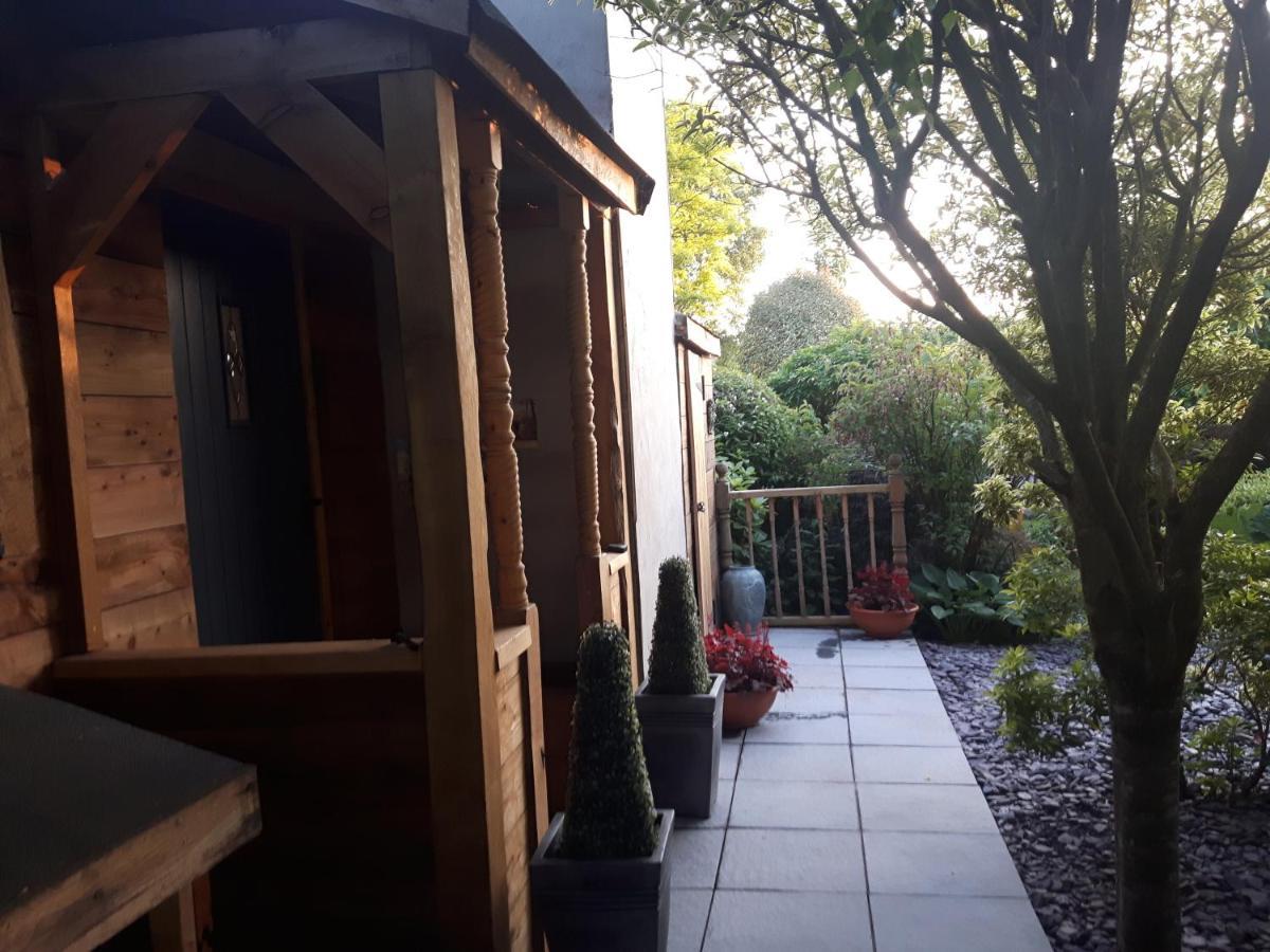 Ever Wanted To Go Off Grid Then This Is For You Sutton Coldfield Exteriör bild